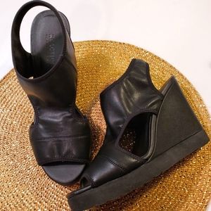 Kenneth Cole Wedge Open Toed Sandals sz 8 NWoB